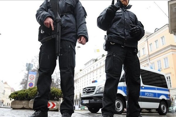 Almanya'da aşırı sağcılıkla suçlanan polis sayısı 49'a yükseldi

