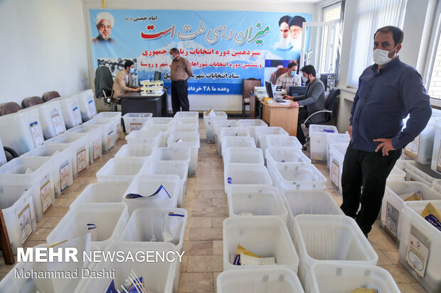 آماده سازی صندوقهای رای در اردبیل