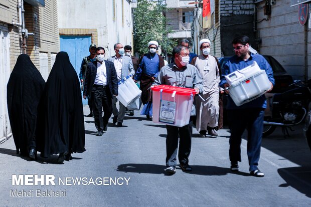 شرکت مراجع و علمای قم در انتخابات