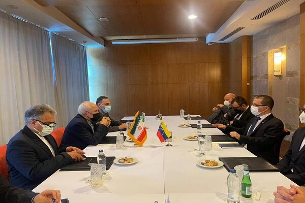 Zarif meets with Venezuelan counterpart for bilateral talk