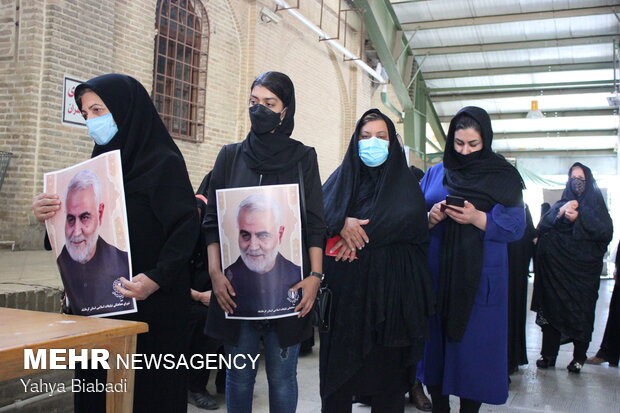 جشن انتخابات با حضور همه اقوام و اقشار مردم در کرمانشاه