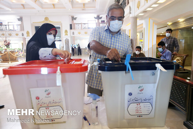 مشارکت مردم استان سمنان در انتخابات از ۴۰ درصد عبور کرد