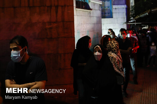 ساعات پایانی رای گیری در حسینیه ارشاد