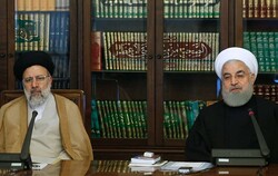 Cumhurbaşkanı Ruhani Ayetullah Reisi'ye tebriğe gitti
