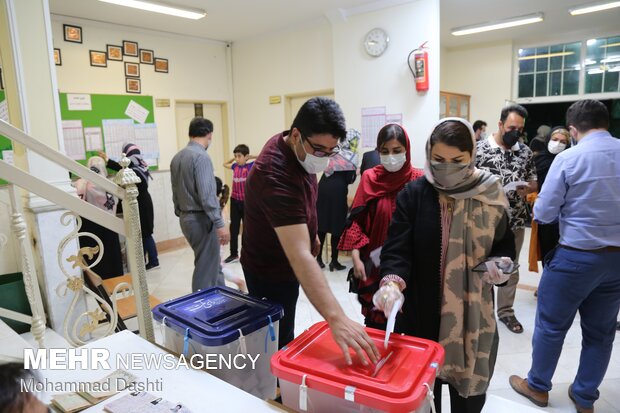 انتخابات در بامداد روز شنبه - اردبیل