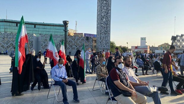 جشن پیروزی «رئیسی» با حضور جمع زیادی از مردم