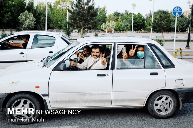 People in Hamedan celebrating victory of Raeisi in election