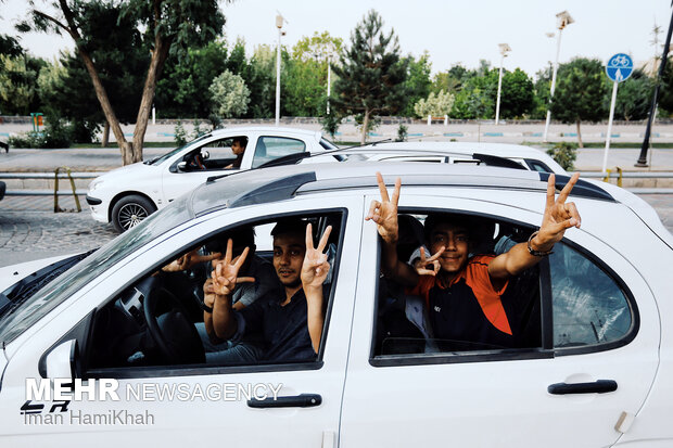 People in Hamedan celebrating victory of Raeisi in election