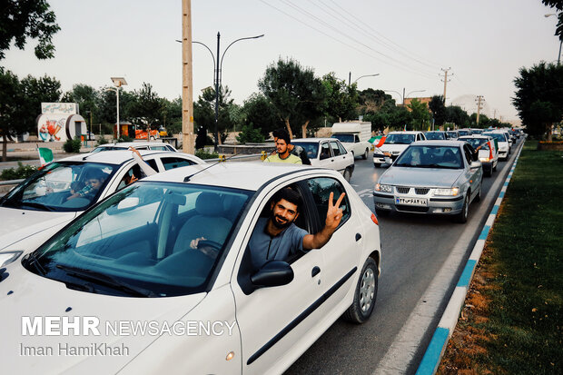 People in Hamedan celebrating victory of Raeisi in election