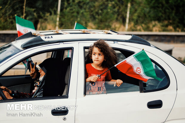 People in Hamedan celebrating victory of Raeisi in election