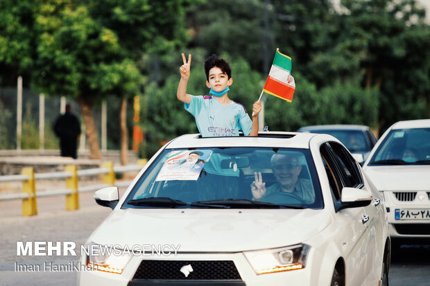 People in Hamedan celebrating victory of Raeisi in election