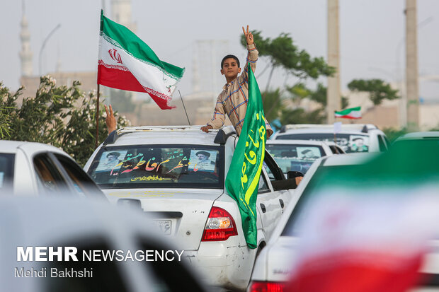کاروان خودرویی هواداران رئیسی در قم