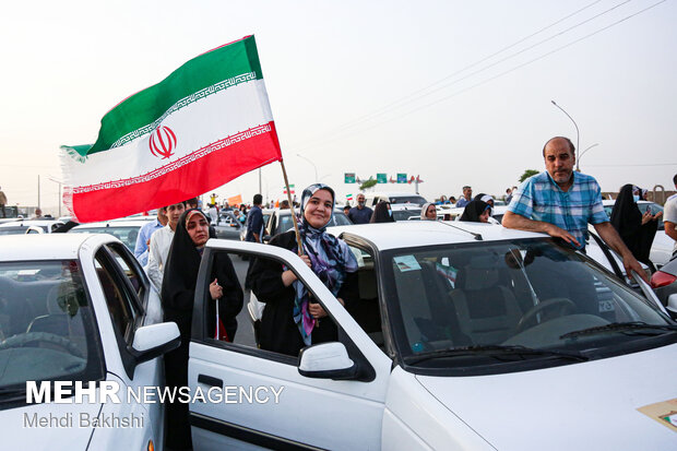 کاروان خودرویی هواداران رئیسی در قم
