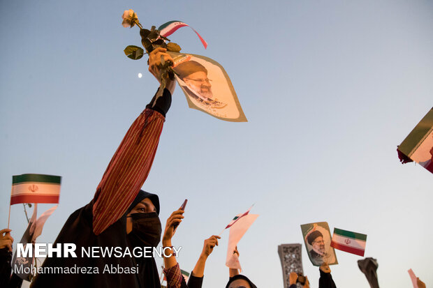 Iranian nation celebrate Raeisi's victory across country