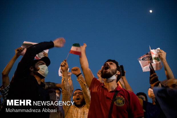 Iranian nation celebrate Raeisi's victory across country