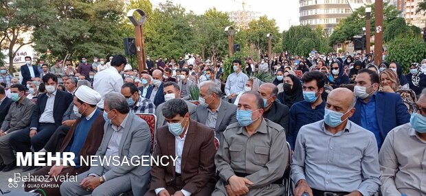 جشن مردمی سنندجی ها برای مشارکت در انتخابات