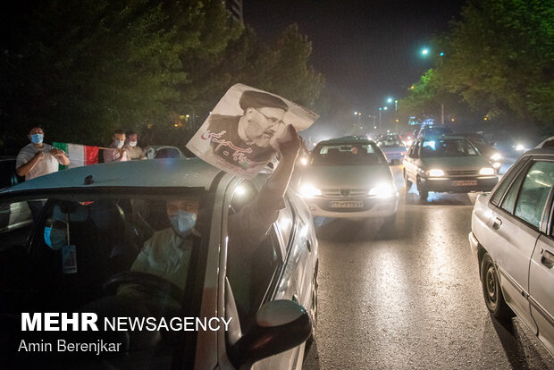 People in Shiraz, Tabriz celebrate Raeisi's victory