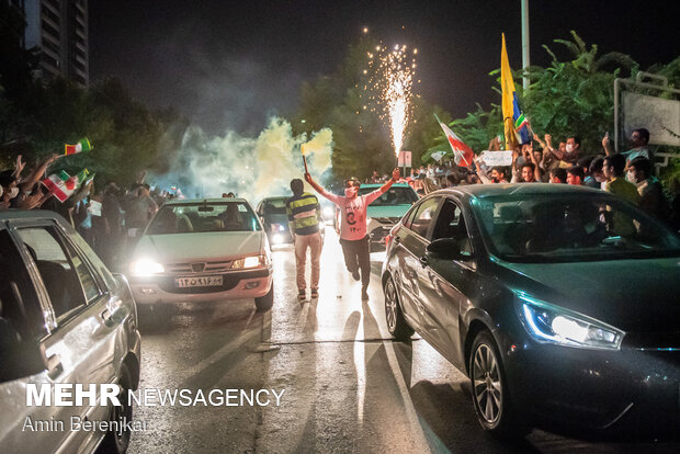 People in Shiraz, Tabriz celebrate Raeisi's victory