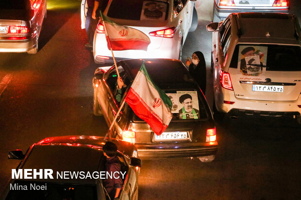 People in Shiraz, Tabriz celebrate Raeisi's victory