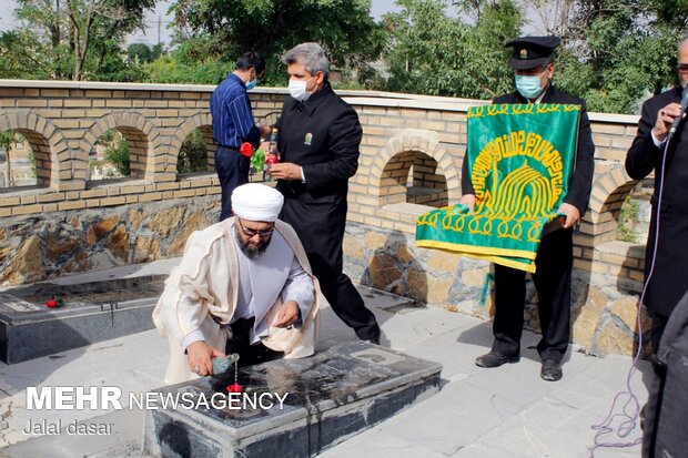 استقبال مردم دهگلان از بیرق متبرک رضوی