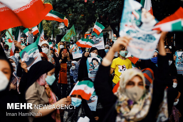 People in Hamedan celeberate Raeisi victory