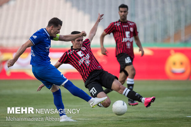 Esteghlal 2-0 Padideh: IPL
