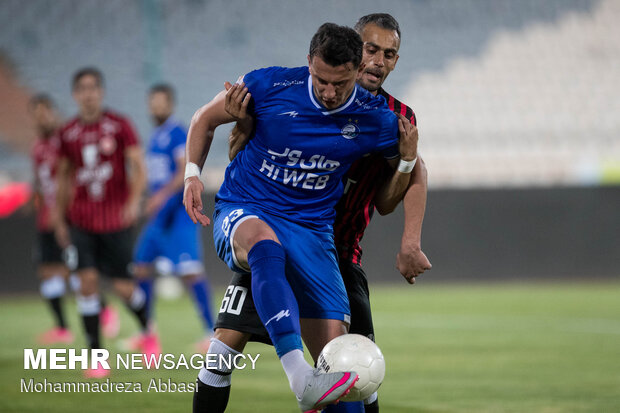 Esteghlal 2-0 Padideh: IPL
