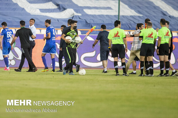 Esteghlal 2-0 Padideh: IPL
