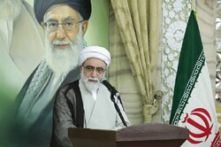 ۱۳ آبان نماد حق‌طلبی ملت ایران است