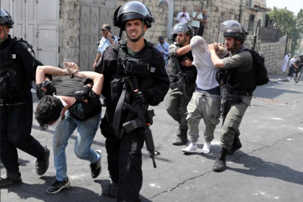 بازداشت ۱۳ فلسطینی در کرانه باختری