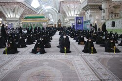 برگزاری مراسم خطبه خوانی خادمیاران رضوی در مرقد امام خمینی