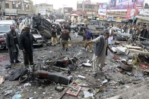 انفجار بمب در لاهور پاکستان/ ۳ نفر کشته و ۲۱ تَن زخمی شدند