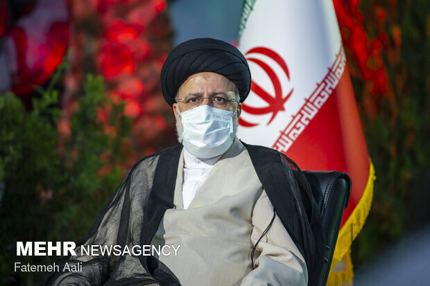 ایران ، ديگر ممالک کے ساتھ تعلقات کو فروغ دینے میں کسی بھی کوشش سے دریغ نہیں کرےگا