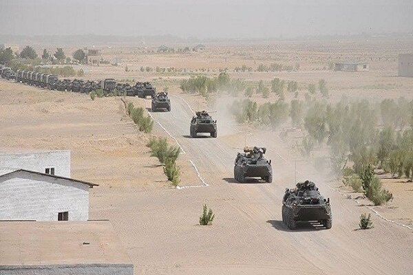 Özbekistan, Afganistan sınırı yakınında askeri tatbikata başladı