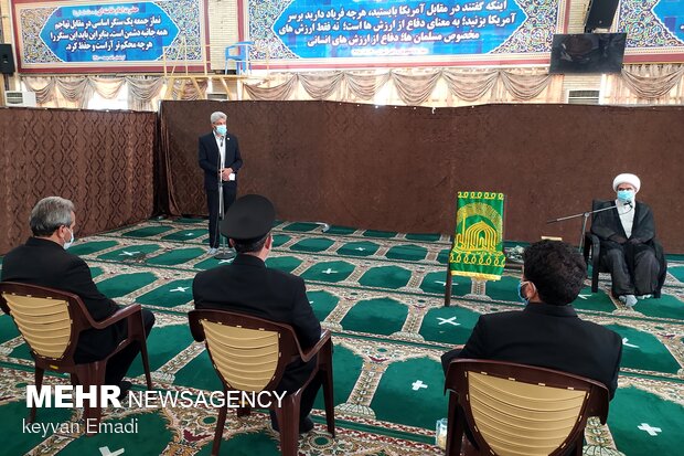 دیدار خادمان آستان قدس رضوی با نماینده ولی‌فقیه در استان بوشهر