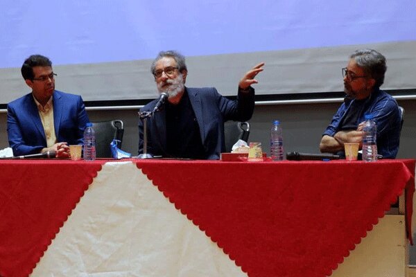 کانون فیلم «خانه طهران» افتتاح شد/ نمایش «زمستان است»