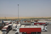 ۳۵۸ میلیون دلار کالا از مرز مهران به عراق صادر شد