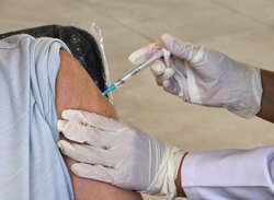 راه‌اندازی دومین مرکز تجمیعی واکسیناسیون در قرچک