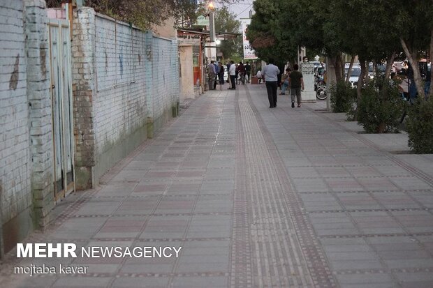 Life in Dehloran in 50-degree heat