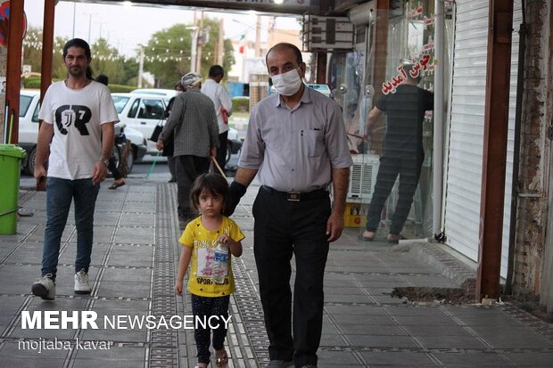 Life in Dehloran in 50-degree heat