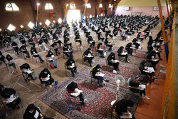 ایرانی یونیورسٹیوں میں داخلے کے سلسلے میں امتحانات جاری