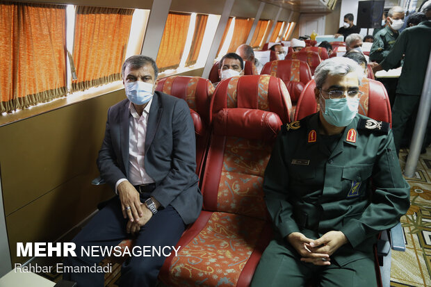 Amerika'nın düşürdüğü İran yolcu uçağını için anma töreni