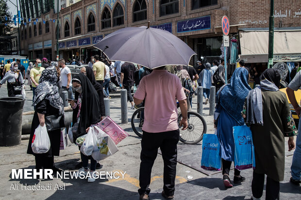 People of Tehran in face of summer heat