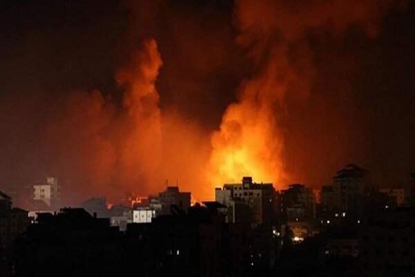 Zionist airstrikes target positions in Gaza Strip (+VIDEO)