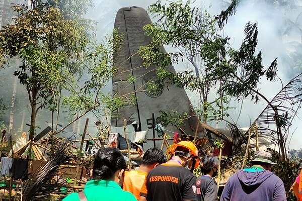سقوط هواپیما در فیلیپین ۵۰ کشته و ۴۹ زخمی در پی داشت