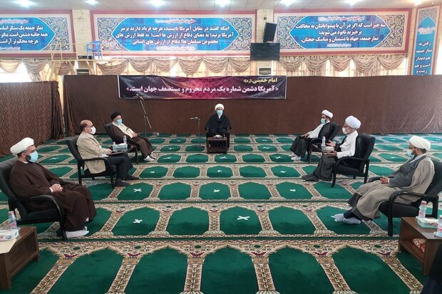 حوزه‌های علمیه استان بوشهر در جهان تشیع پیشرو خواهند بود