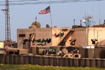 پایگاه نظامی آمریکا در شرق سوریه هدف حمله راکتی قرار گرفت