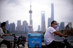 بخش خدمات چین برای اولین بار از ۲۰۲۰ آب رفت