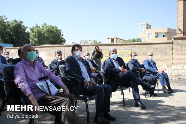 کلنگ زنی مدرسه اوتیسم کرمانشاه
