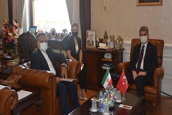 Tehran, Ankara confer on security, border coop.